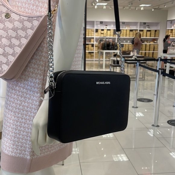 Michael Kors Jet Set Item Large East West Zip Crossbody Leather Black - Picture 3 of 16